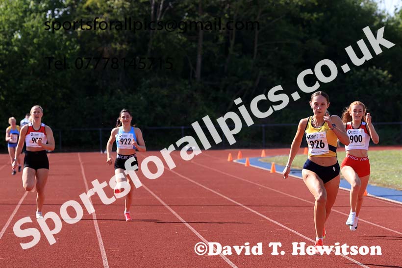 Senior womens 200 metres, 2025 North Eastern Track and Field Champs., Shildon, County Durham. Photo: David T. Hewitson/Sports for All Pics